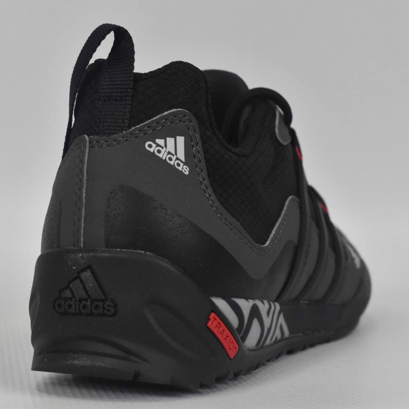 terrex swift solo fx9323