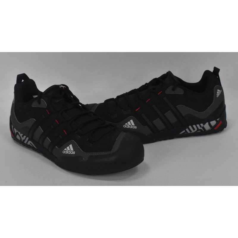 terrex swift solo fx9323