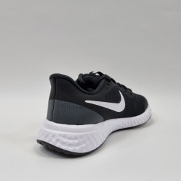 Buty damskie Nike Revolution 5 - BQ5671-003