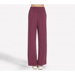 Spodnie damskie Skechers Cozy Luxe Relaxed Pant burgundowe -